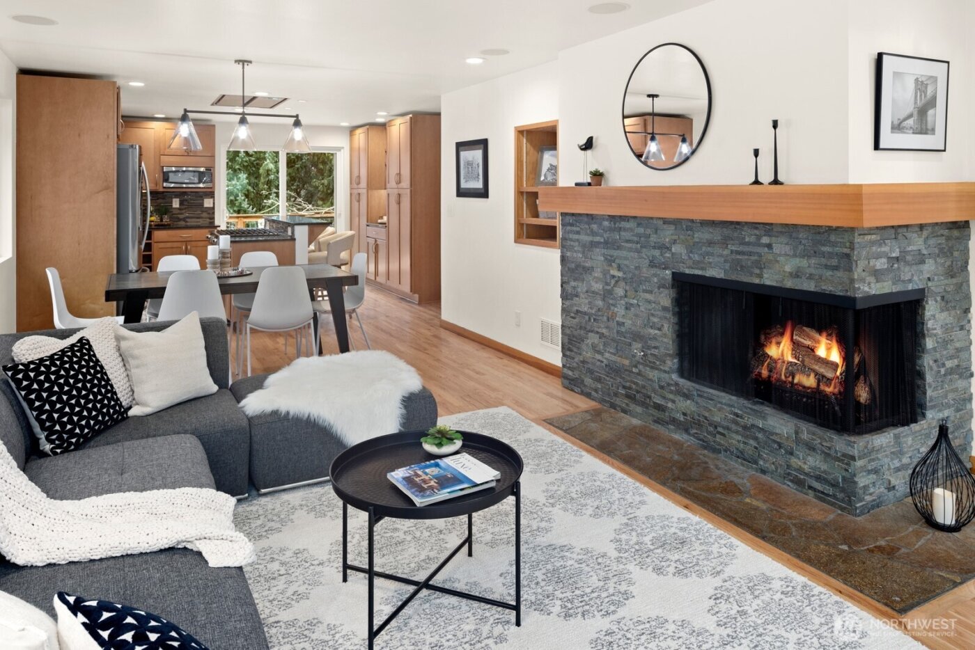 7038 Cleopatra Place NW, Seattle, WA 98117