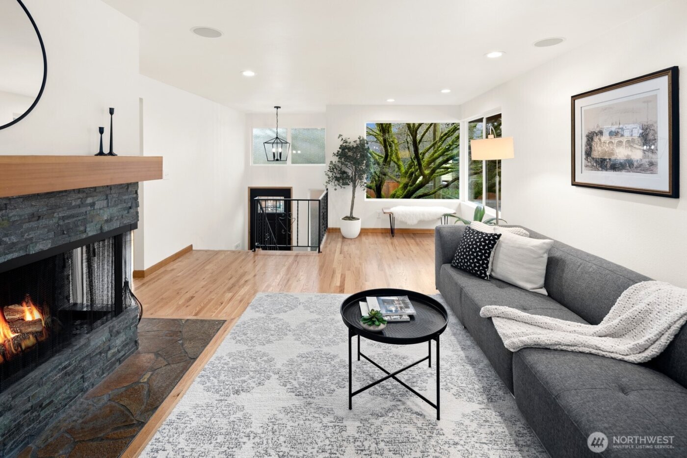 7038 Cleopatra Place NW, Seattle, WA 98117