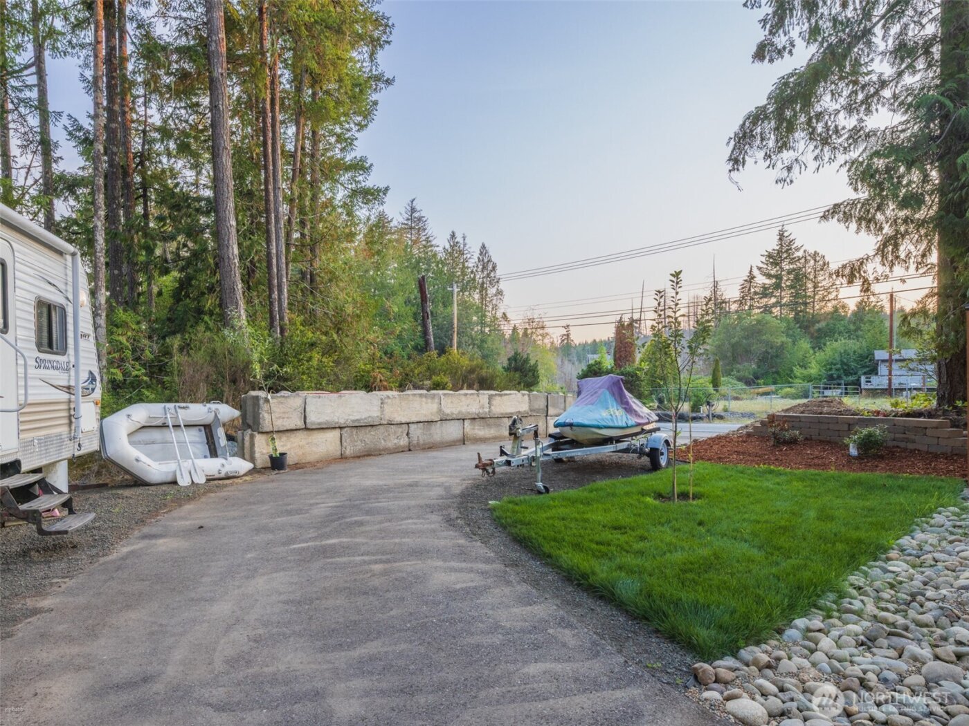 5440 E Grapeview Loop Road , Allyn, WA 98524