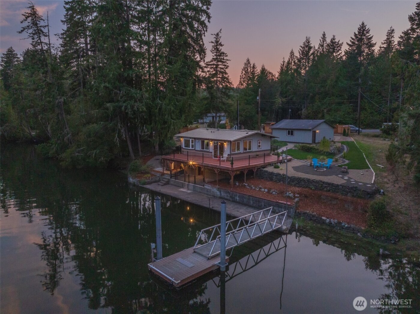 5440 E Grapeview Loop Road , Allyn, WA 98524