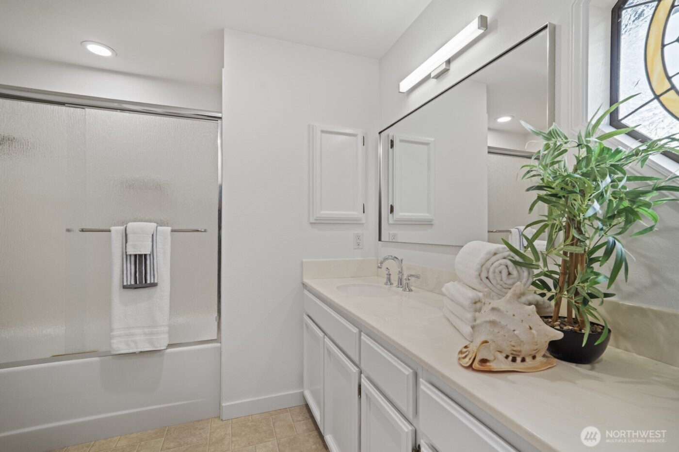 14216 SE 51st Street , Bellevue, WA 98006