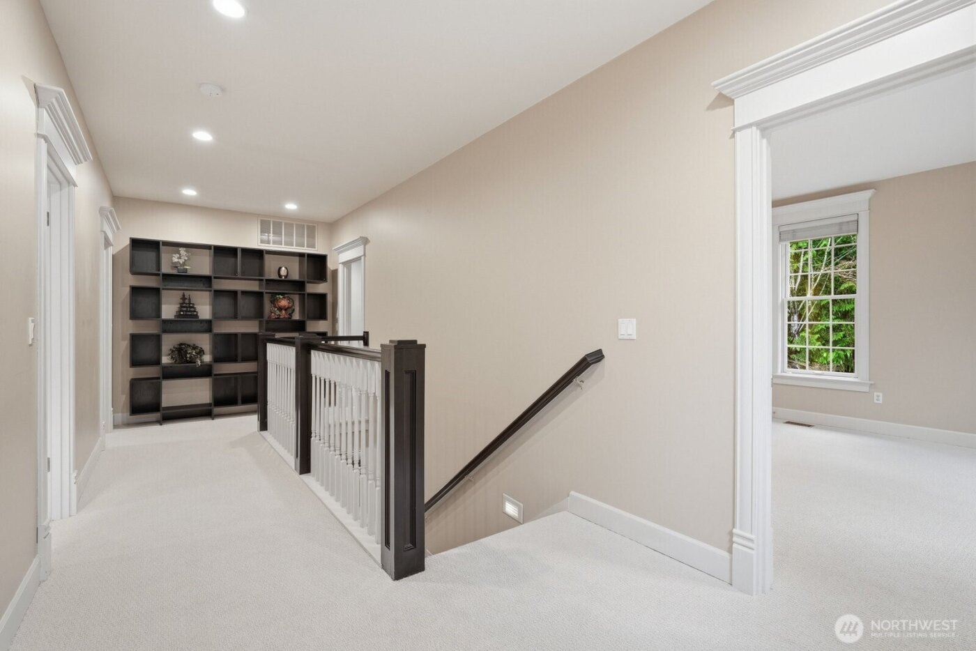 19827 223rd Avenue NE, Woodinville, WA 98077-0744