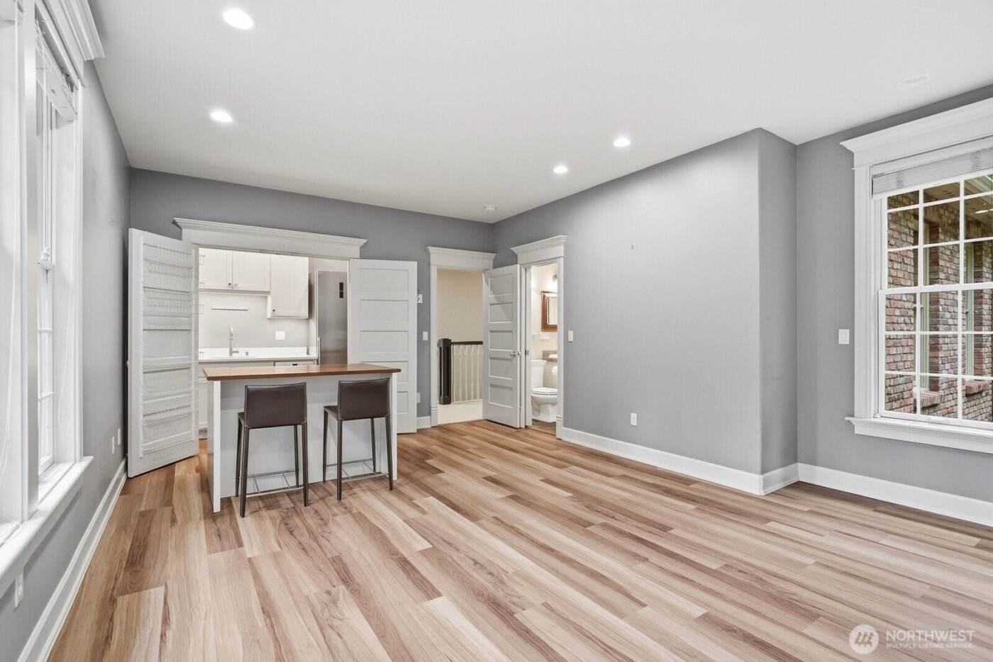 19827 223rd Avenue NE, Woodinville, WA 98077-0744