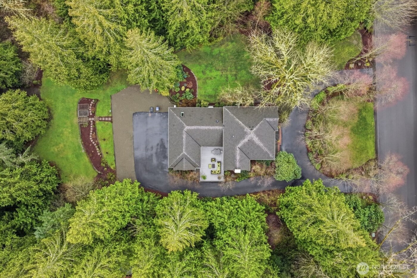 19827 223rd Avenue NE, Woodinville, WA 98077-0744