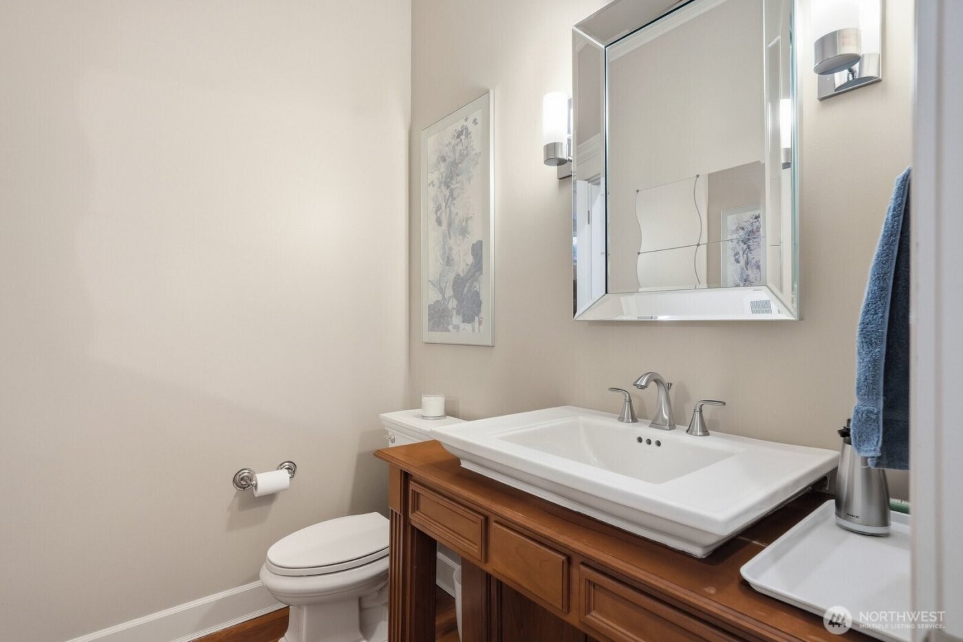 19827 223rd Avenue NE, Woodinville, WA 98077-0744