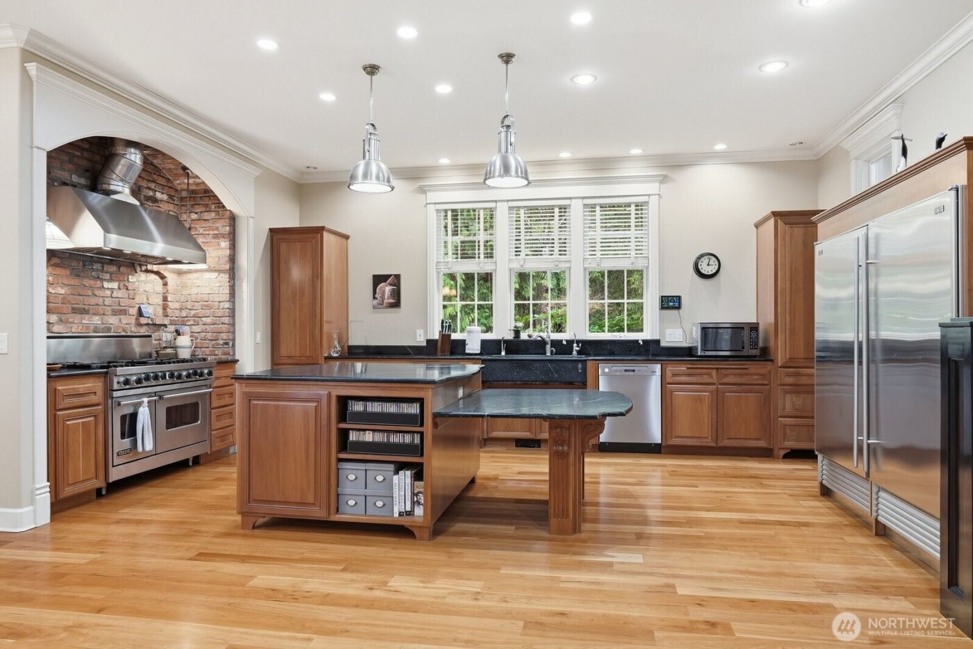 19827 223rd Avenue NE, Woodinville, WA 98077-0744