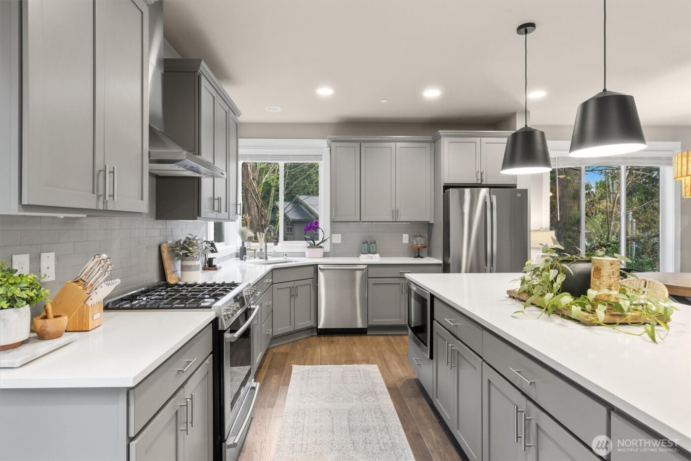 7223 NE 118th Court , Kirkland, WA 98034