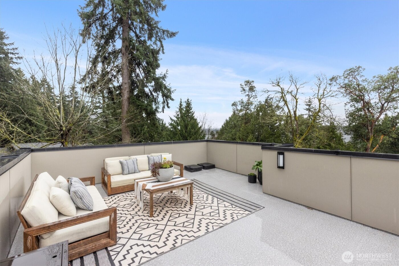 7223 NE 118th Court , Kirkland, WA 98034