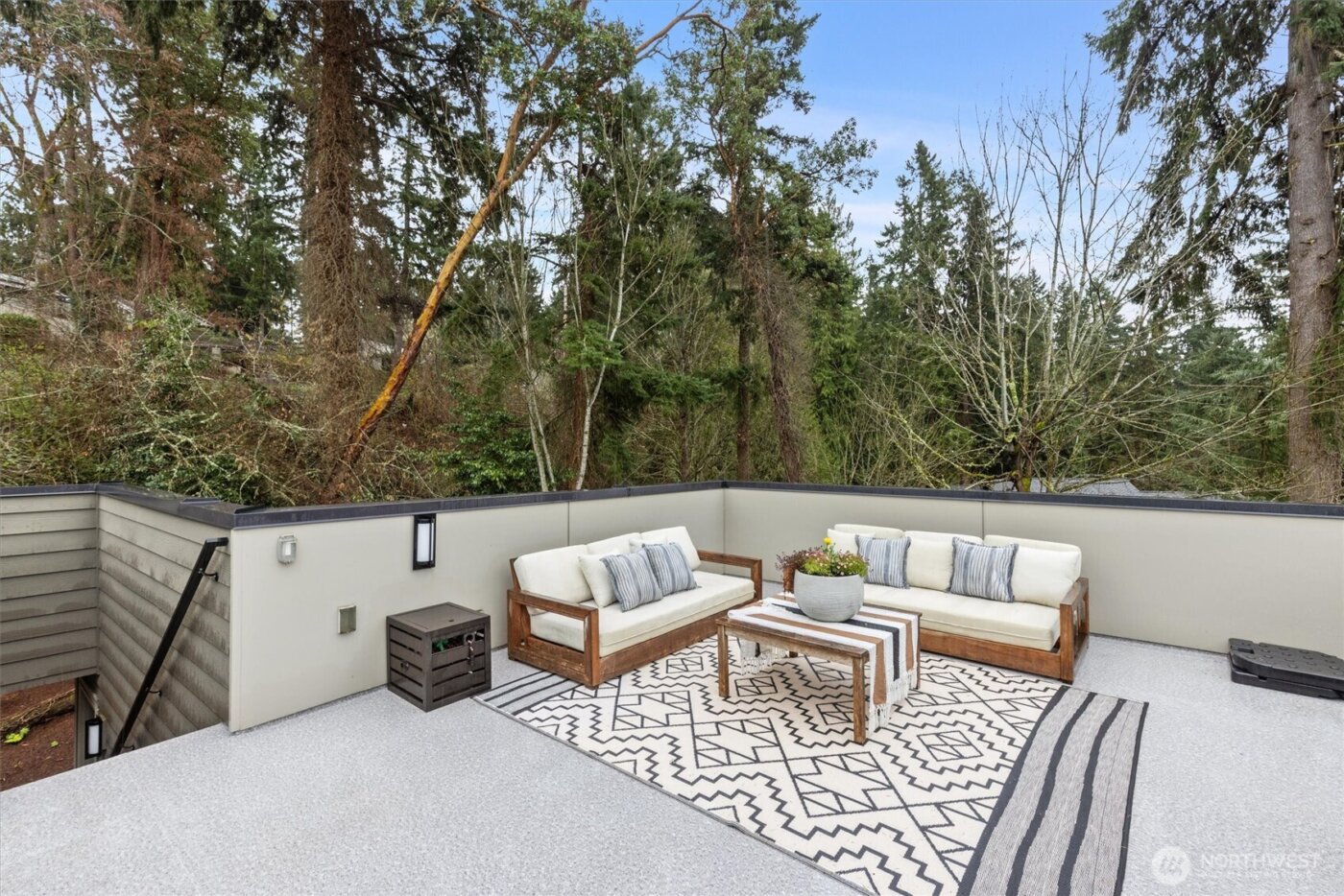 7223 NE 118th Court , Kirkland, WA 98034