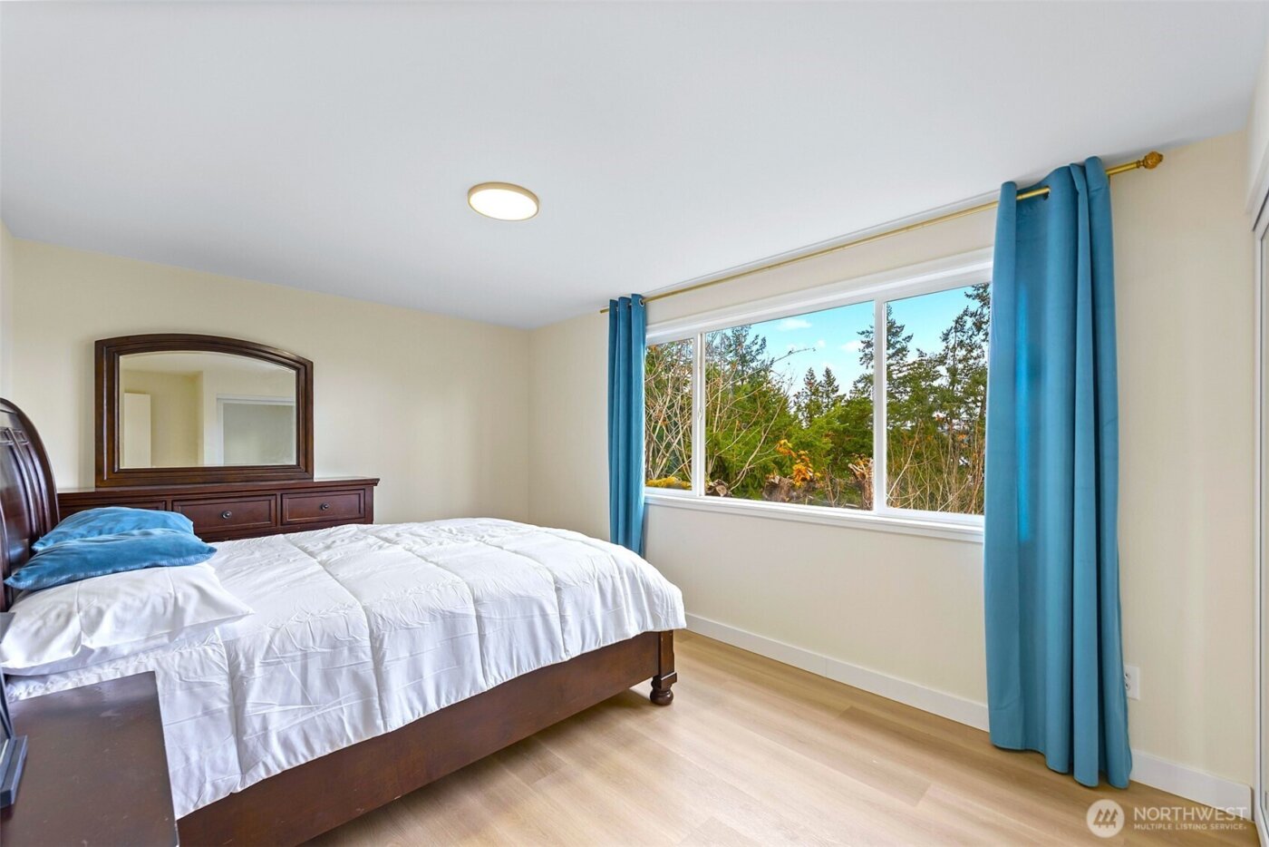 110 174th Place NE, Bellevue, WA 98008