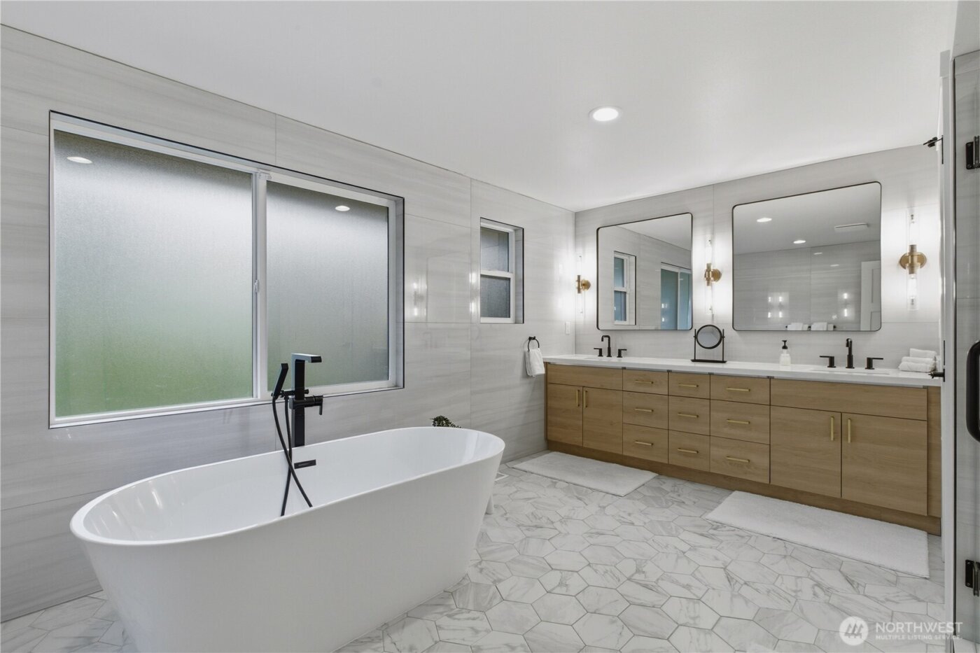 2641 271st Avenue SE, Issaquah, WA 98029