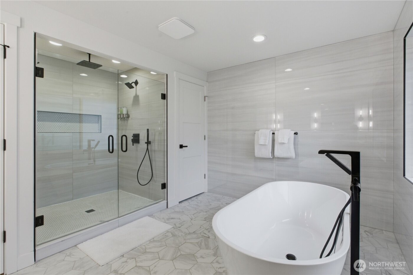 2641 271st Avenue SE, Issaquah, WA 98029