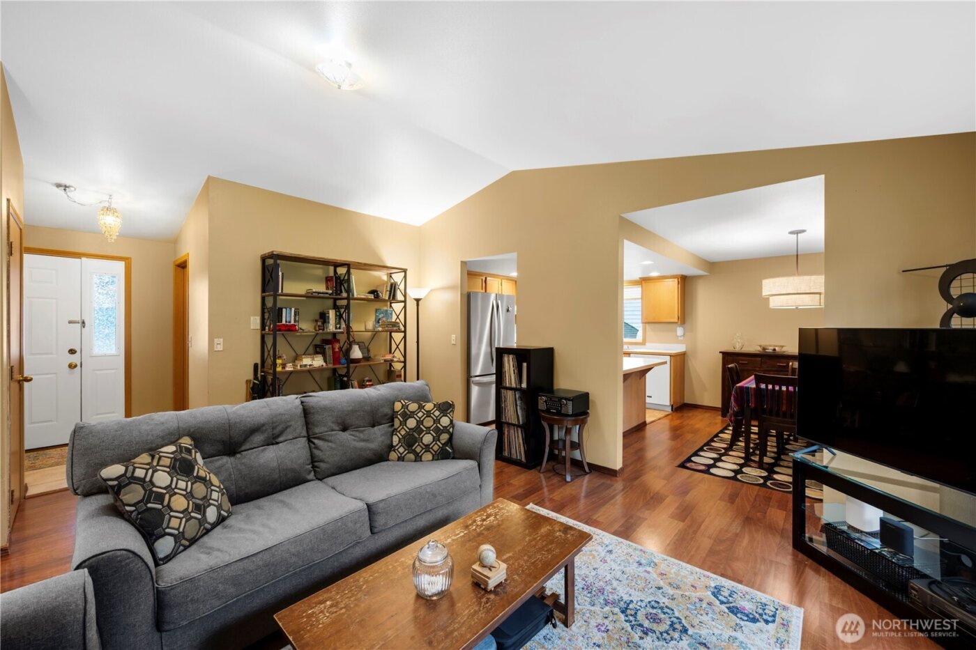 6809 77th Avenue NE, Marysville, WA 98270