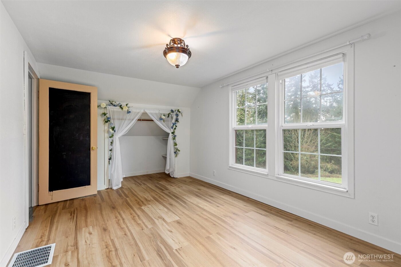 1619 W Reynolds Avenue , Centralia, WA 98531