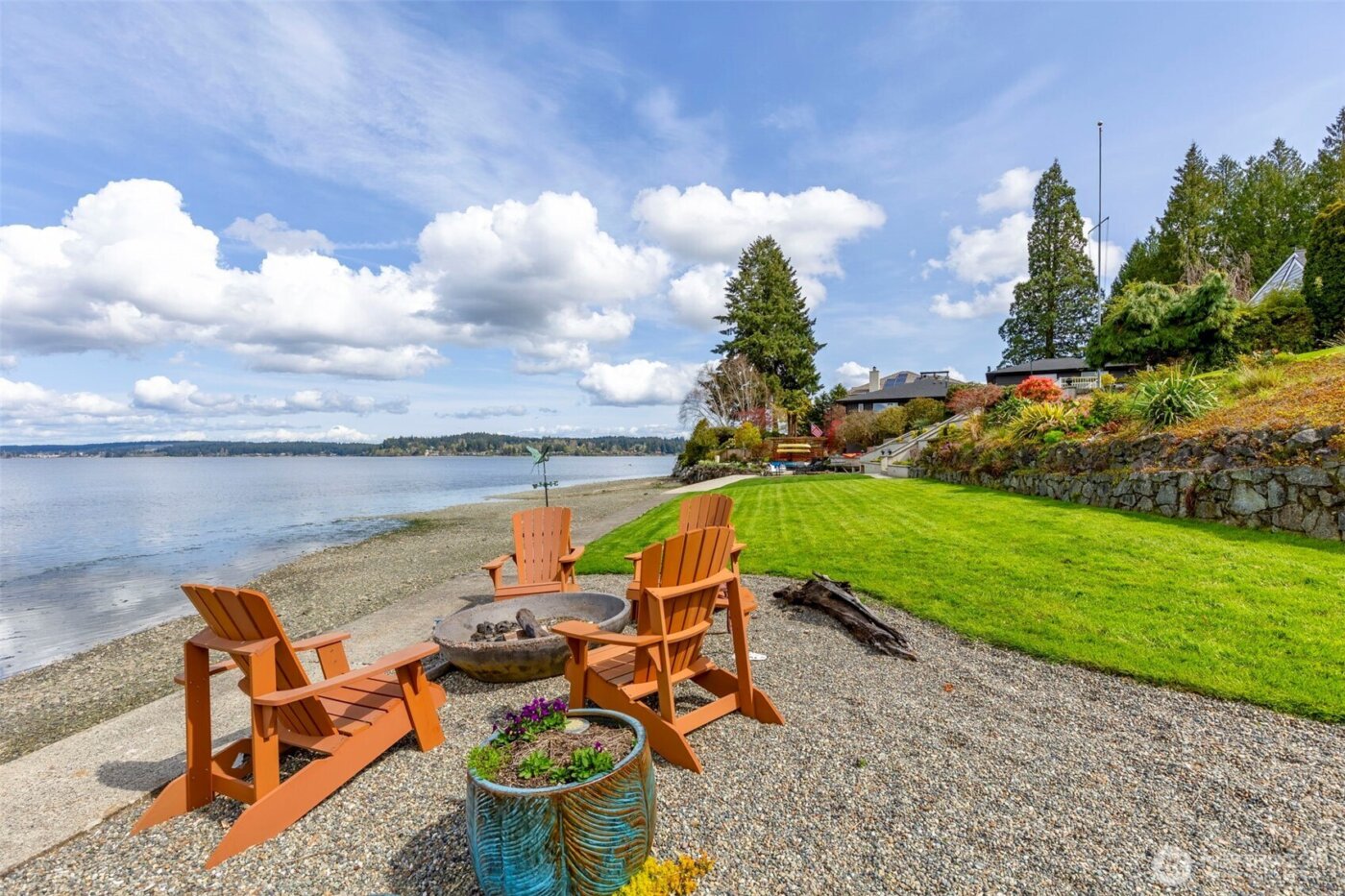 2941 Erlands Beach Loop NW, Bremerton, WA 98312