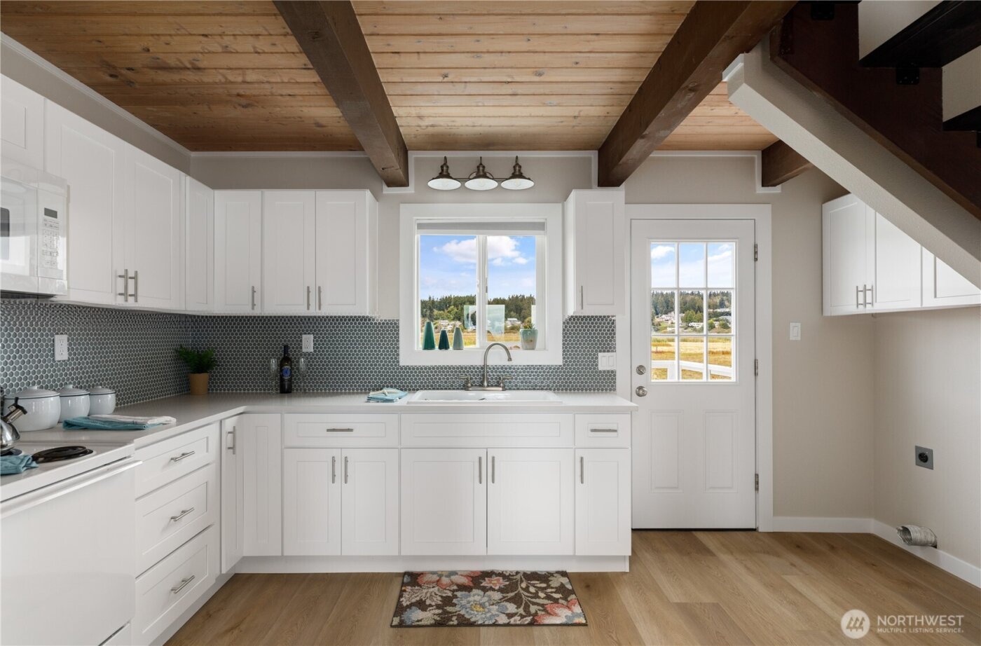 238 Keystone Avenue , Coupeville, WA 98239