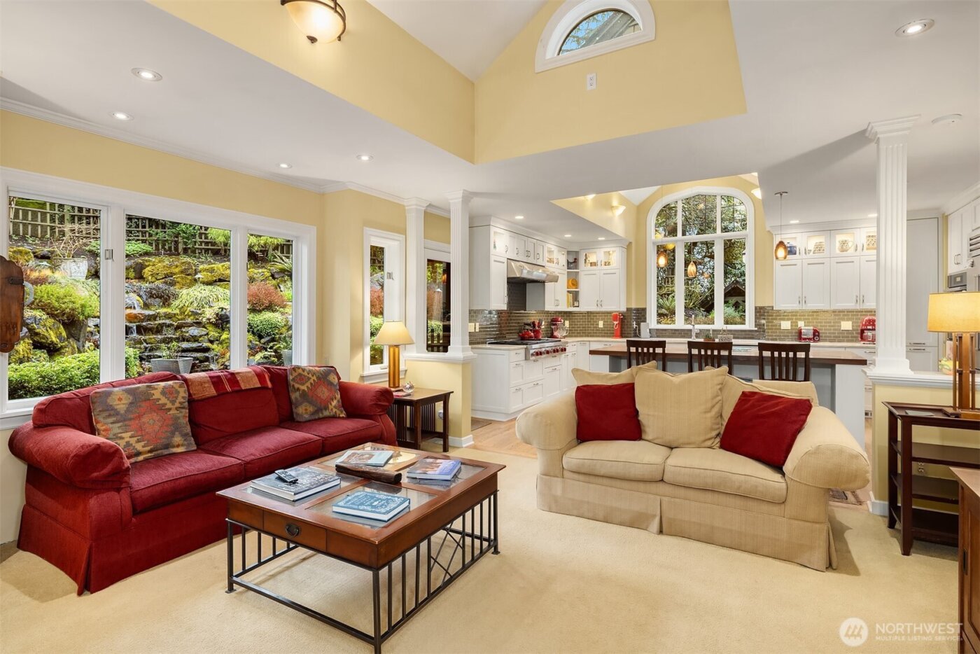 3333 43rd Avenue NE, Seattle, WA 98105