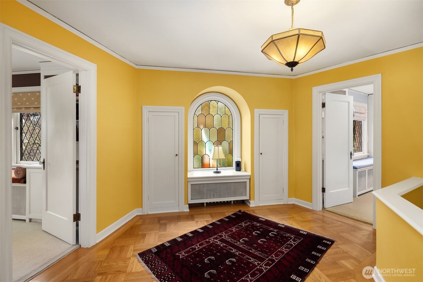 3333 43rd Avenue NE, Seattle, WA 98105