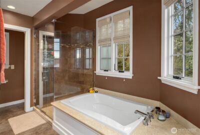 3333 43rd Avenue NE, Seattle, WA 98105 - Photo 18