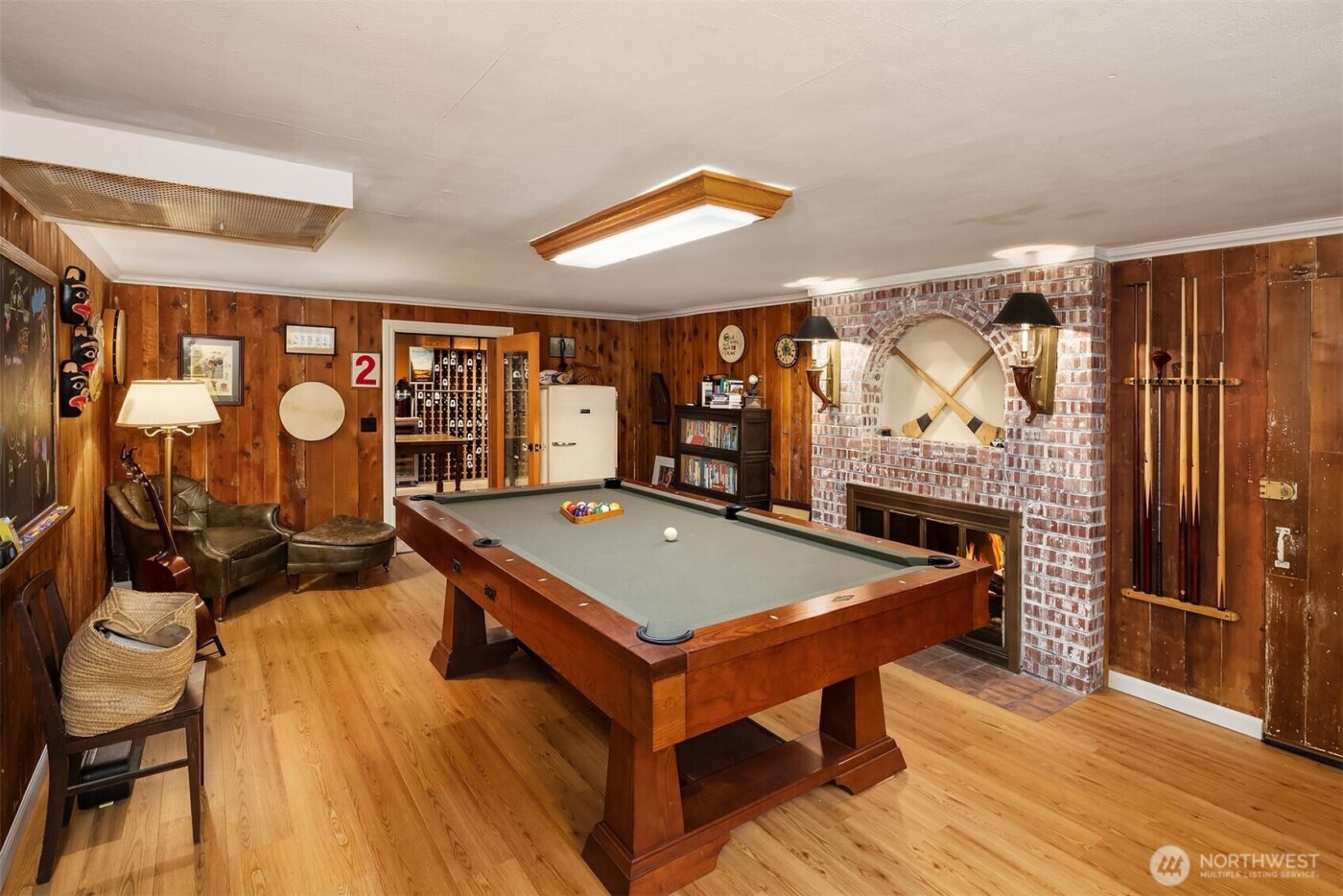 3333 43rd Avenue NE, Seattle, WA 98105