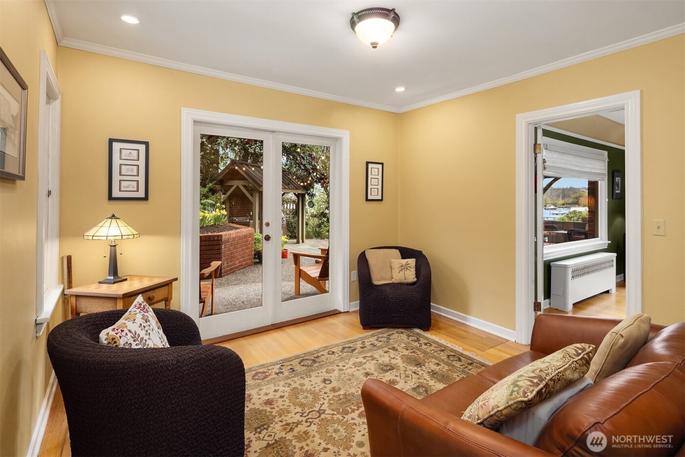 3333 43rd Avenue NE, Seattle, WA 98105