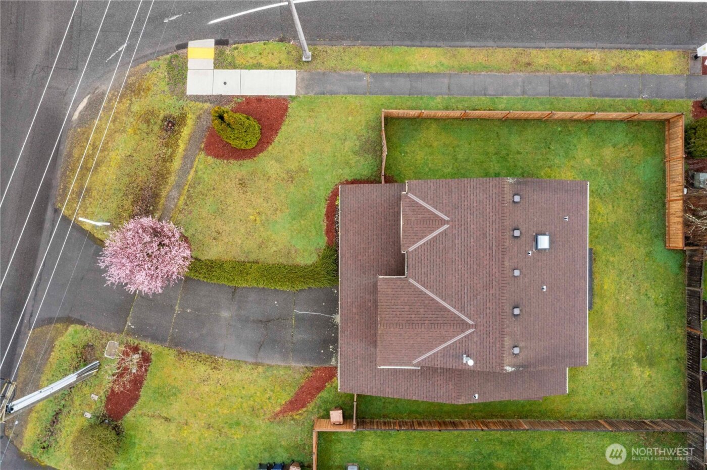305 Browns Point Boulevard NE, Tacoma, WA 98422