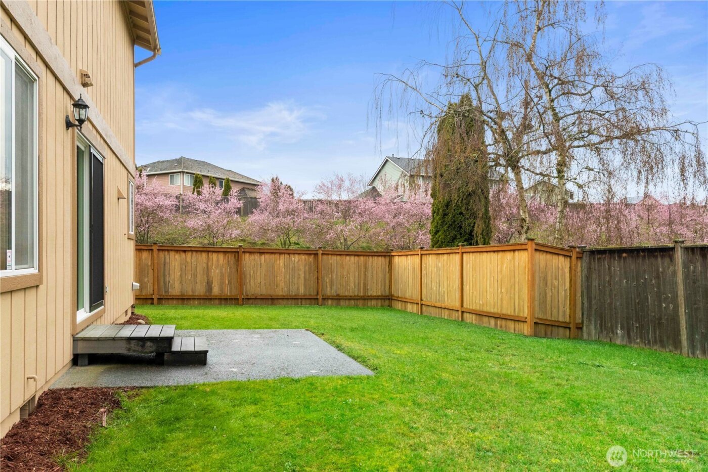 305 Browns Point Boulevard NE, Tacoma, WA 98422