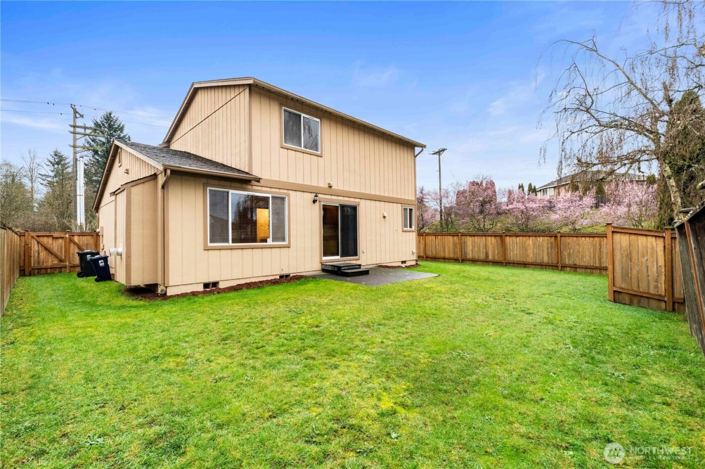 305 Browns Point Boulevard NE, Tacoma, WA 98422