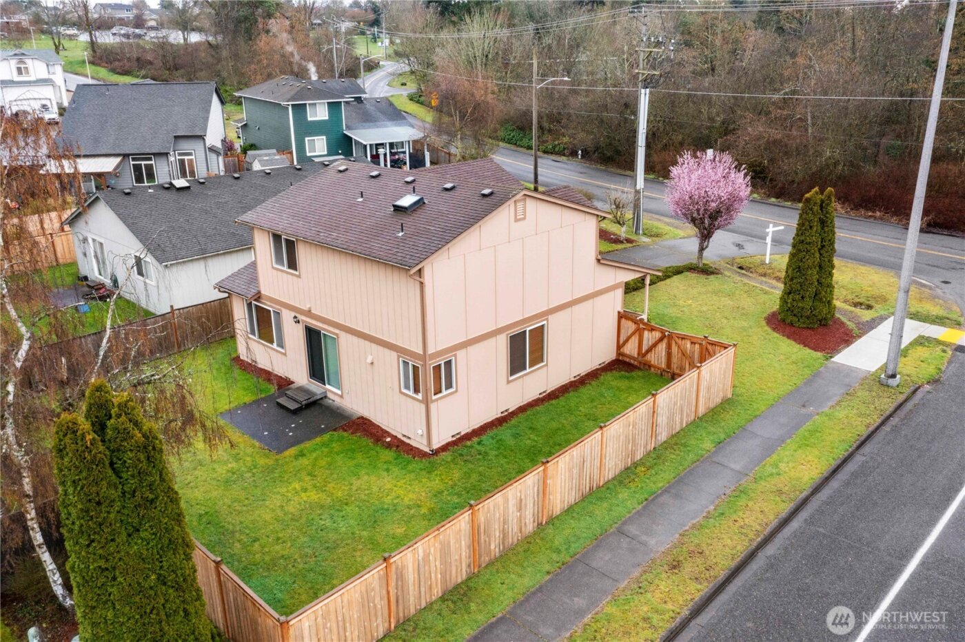 305 Browns Point Boulevard NE, Tacoma, WA 98422