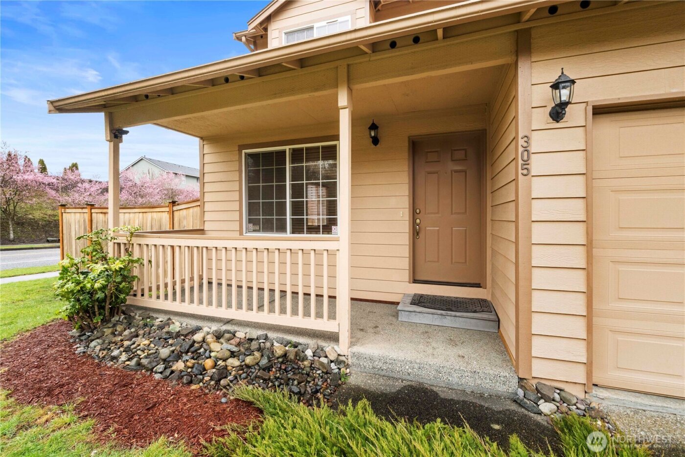 305 Browns Point Boulevard NE, Tacoma, WA 98422