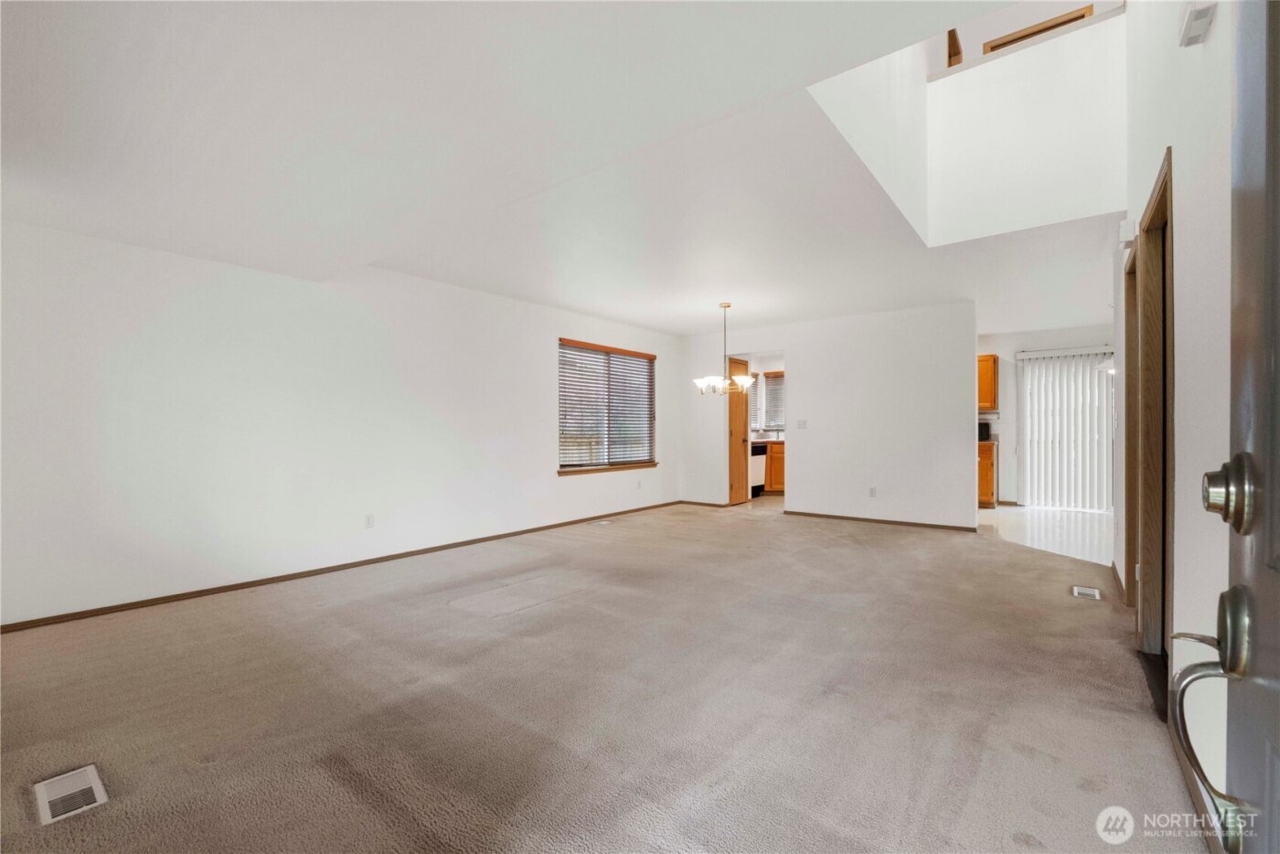 305 Browns Point Boulevard NE, Tacoma, WA 98422