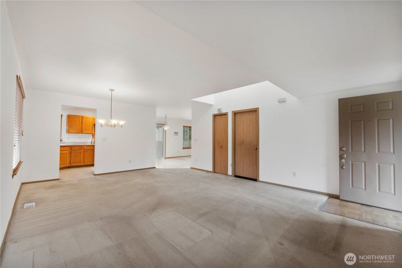 305 Browns Point Boulevard NE, Tacoma, WA 98422