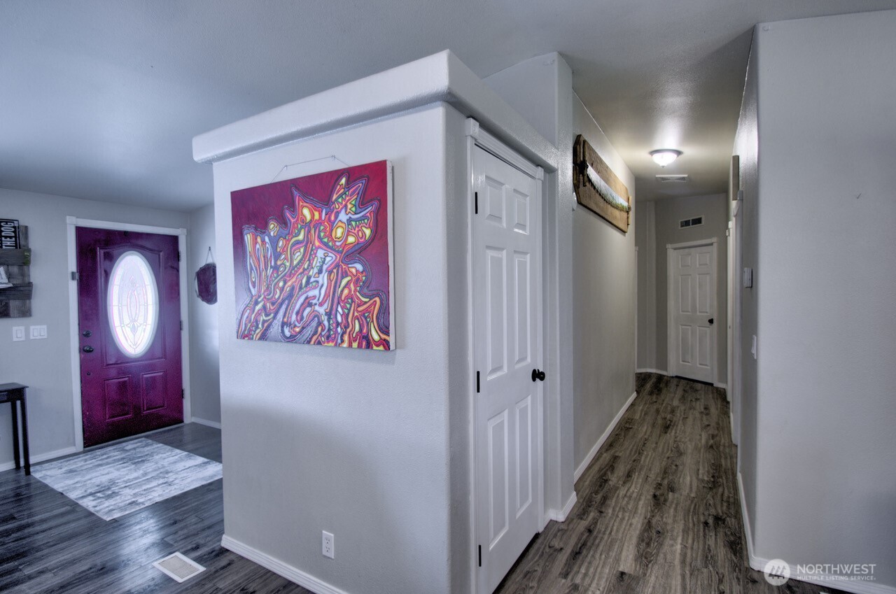 18434 Apricot Street SW, Rochester, WA 98579