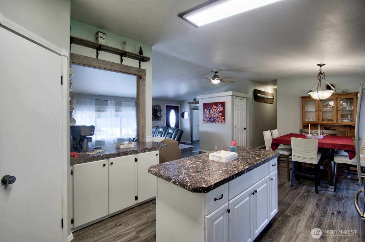 18434 Apricot Street SW, Rochester, WA 98579