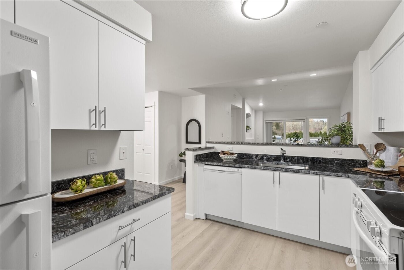 2009 196th Street SE #E303, Bothell, WA 98012