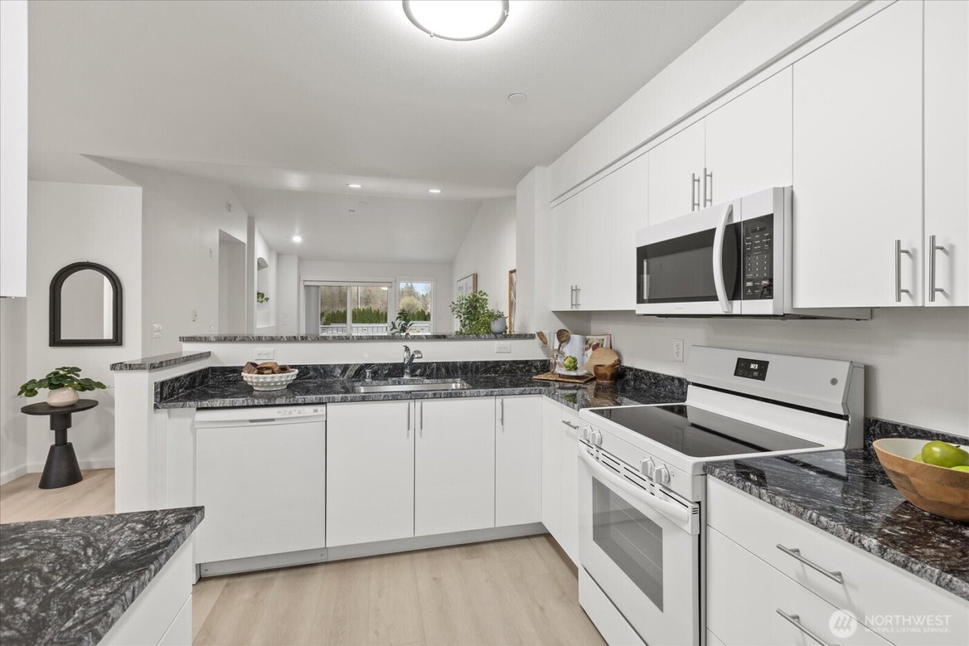 2009 196th Street SE #E303, Bothell, WA 98012