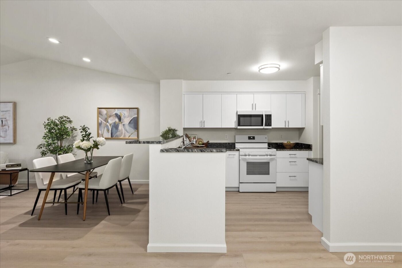 2009 196th Street SE #E303, Bothell, WA 98012