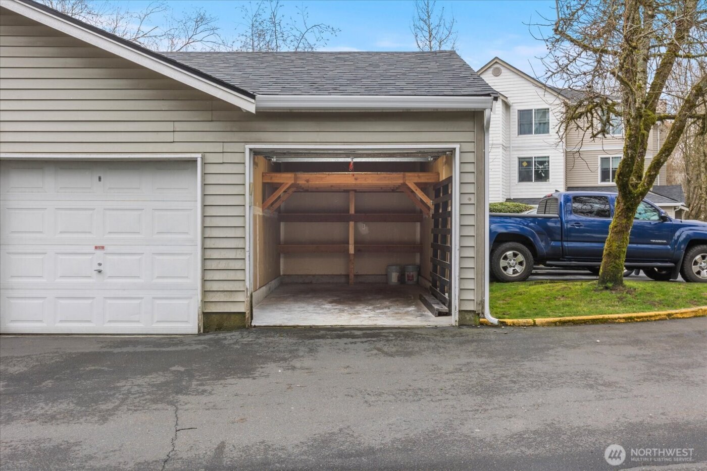 2009 196th Street SE #E303, Bothell, WA 98012