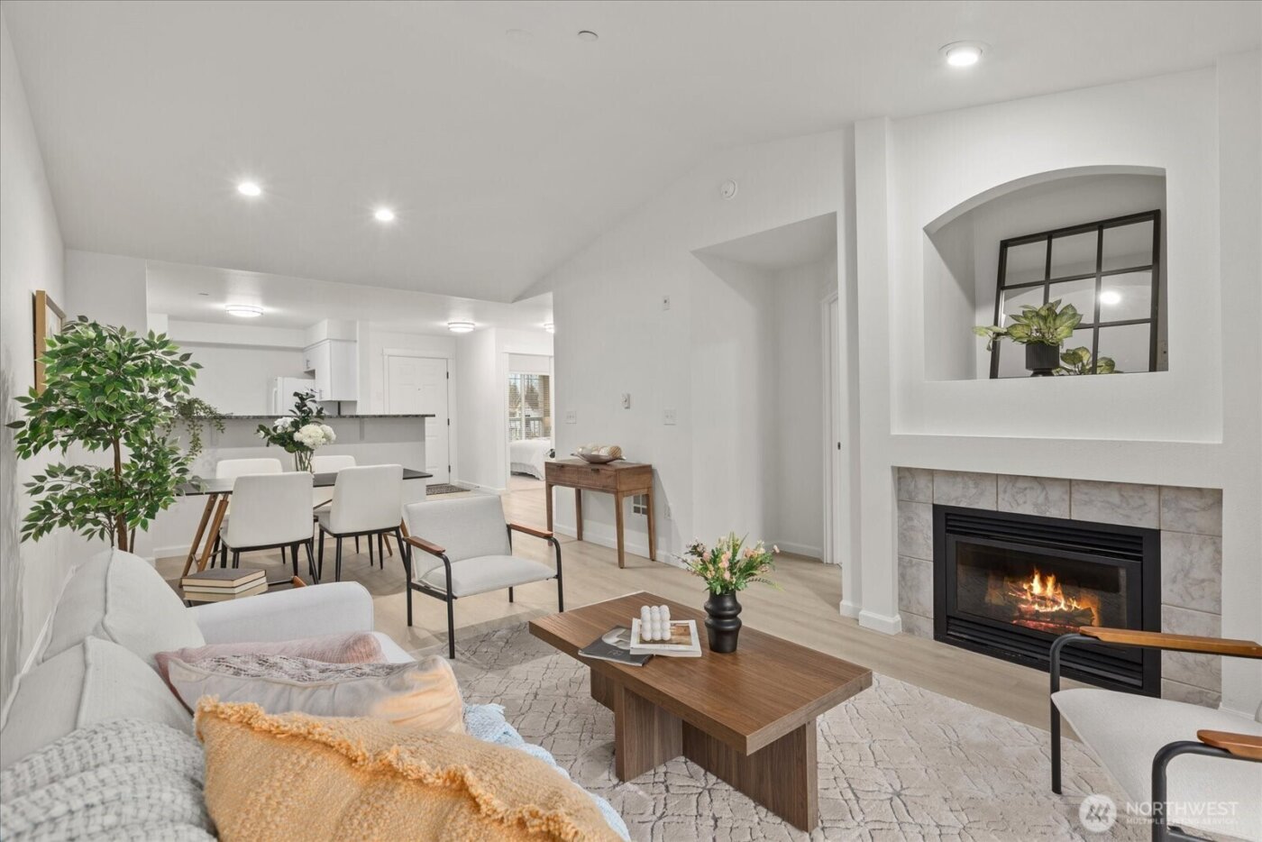 2009 196th Street SE #E303, Bothell, WA 98012