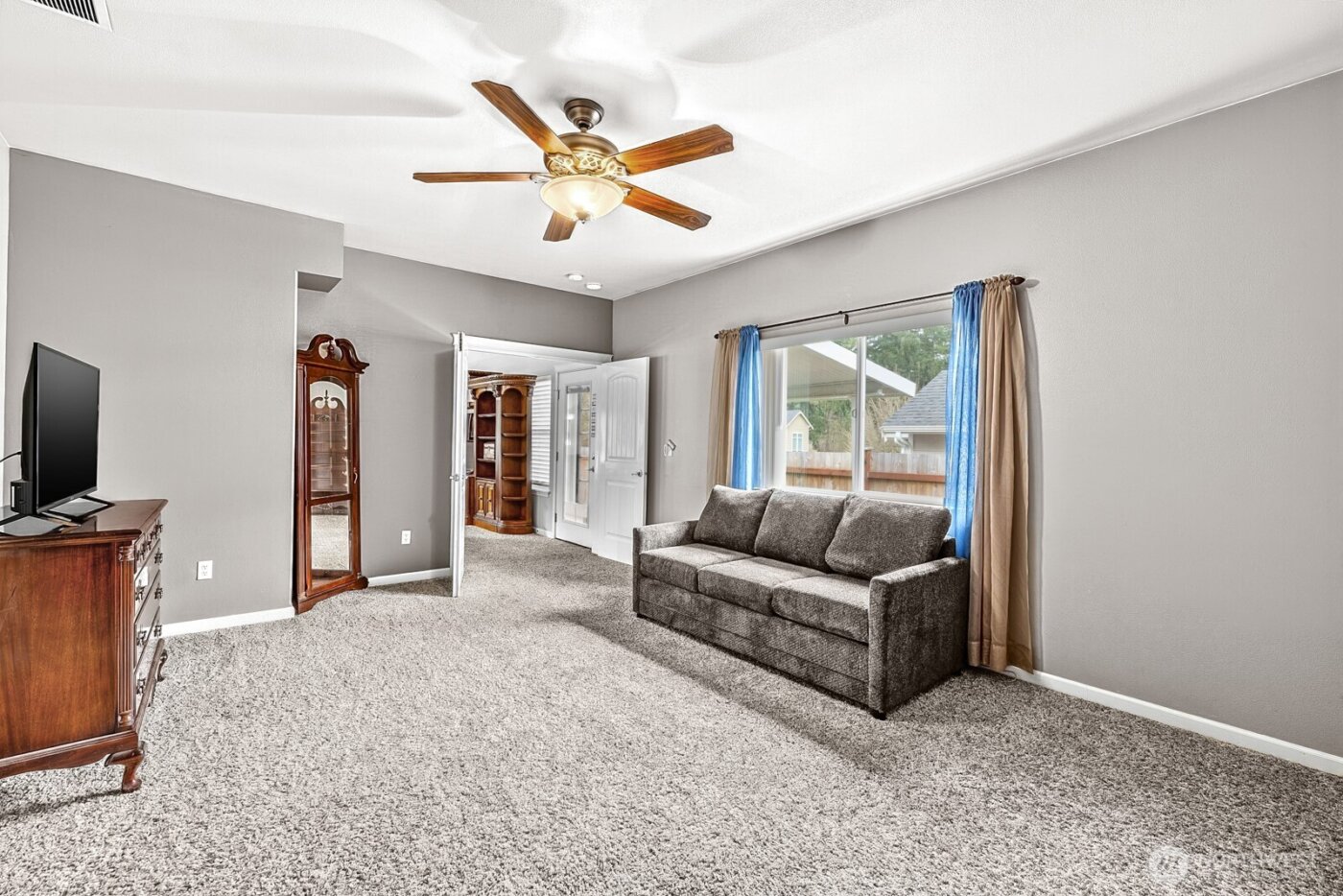 4216 17th Way NE, Olympia, WA 98516