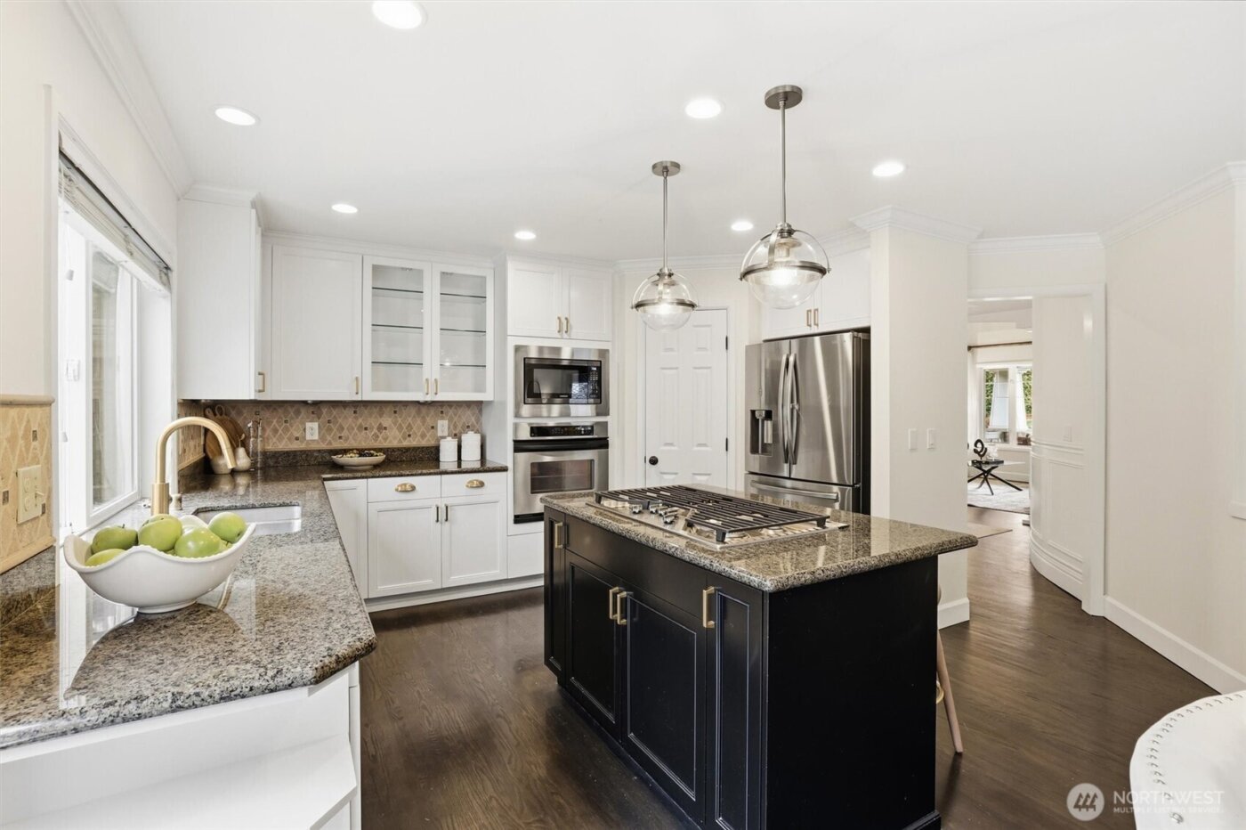 928 271st Avenue SE, Sammamish, WA 98075