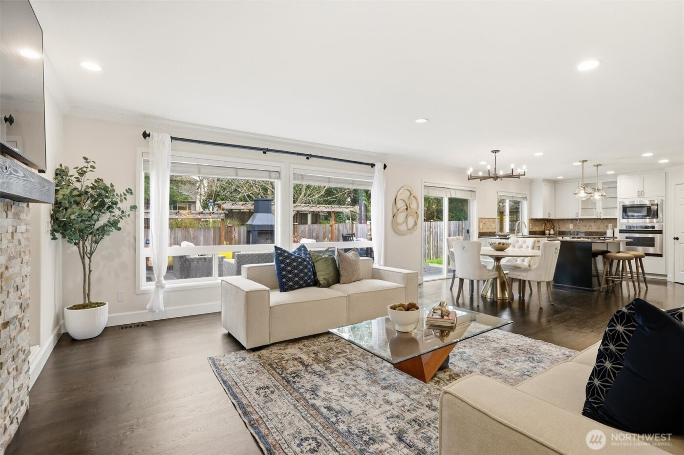 928 271st Avenue SE, Sammamish, WA 98075