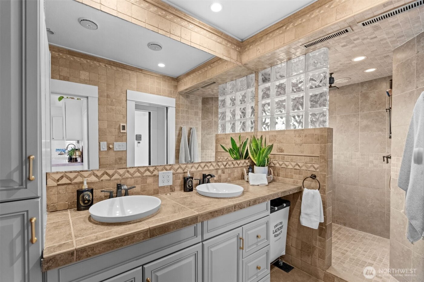 3422 Harborview Drive , Gig Harbor, WA 98332