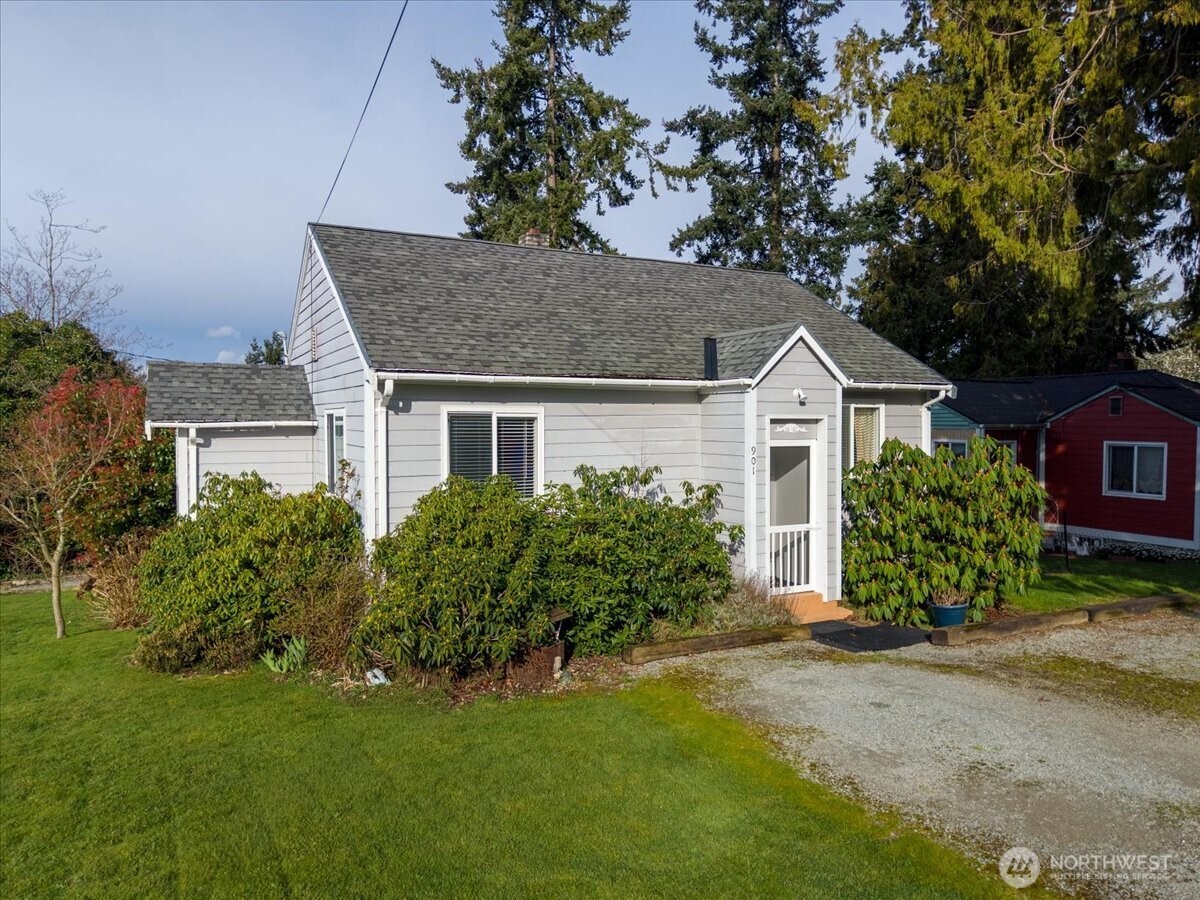 901 N 8th Street , Mount Vernon, WA 98273