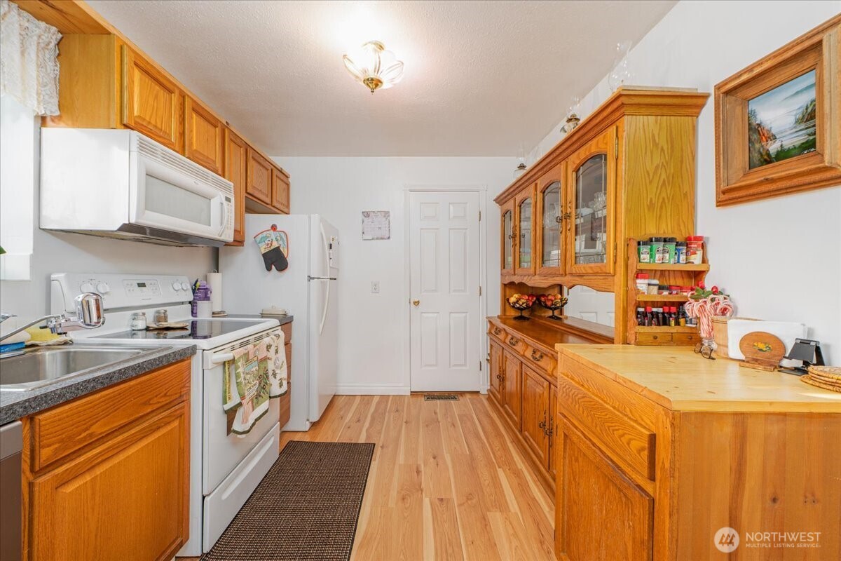 901 N 8th Street , Mount Vernon, WA 98273