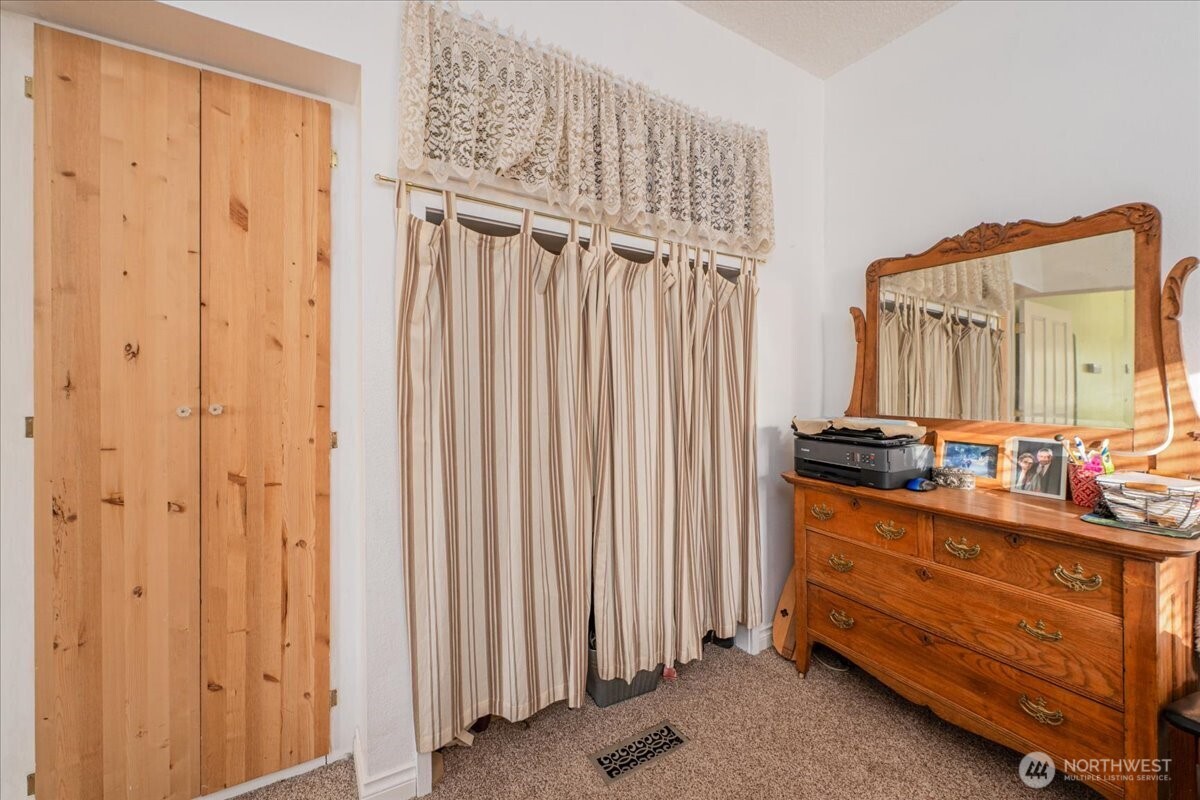 901 N 8th Street , Mount Vernon, WA 98273