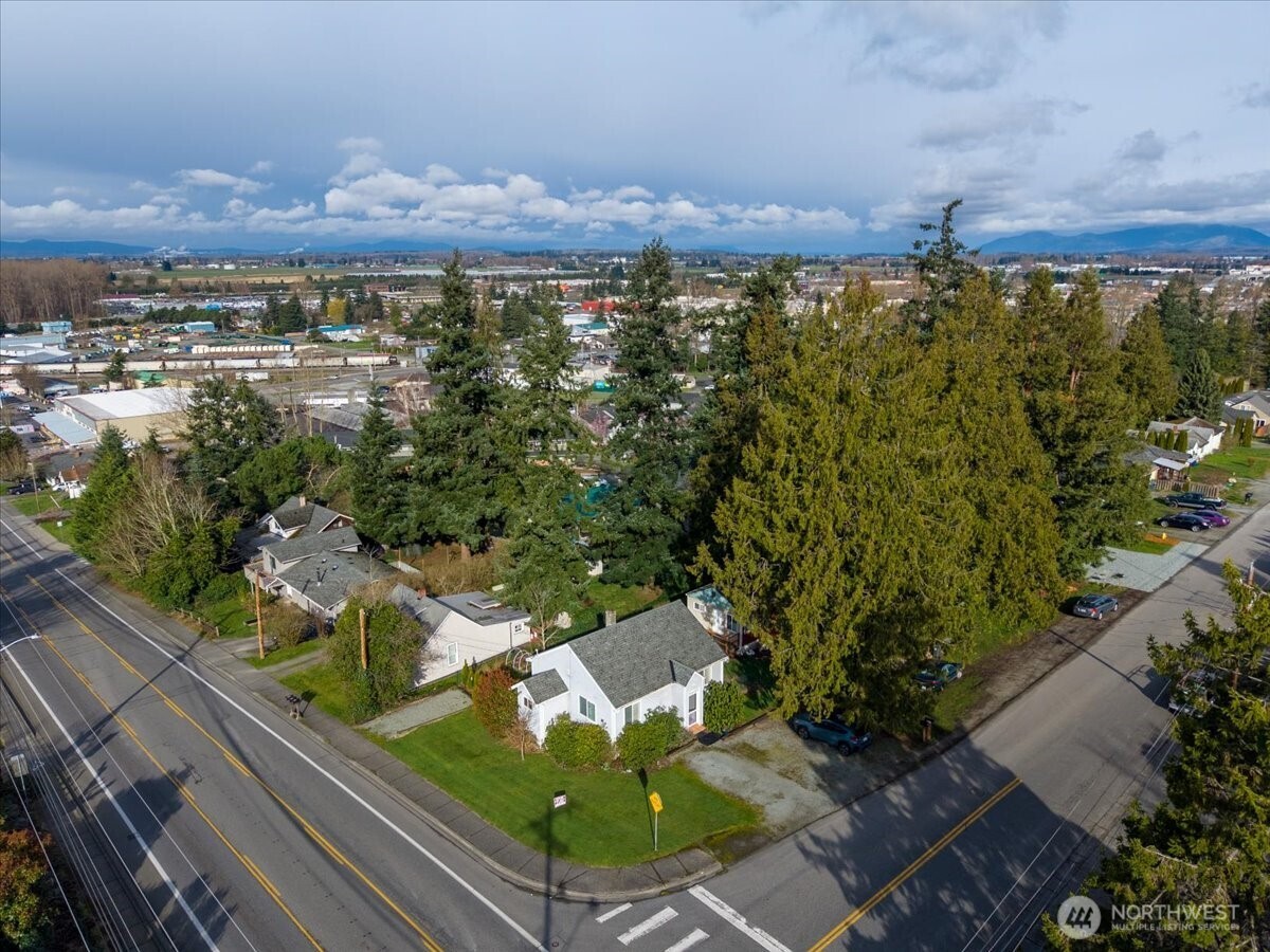 901 N 8th Street , Mount Vernon, WA 98273