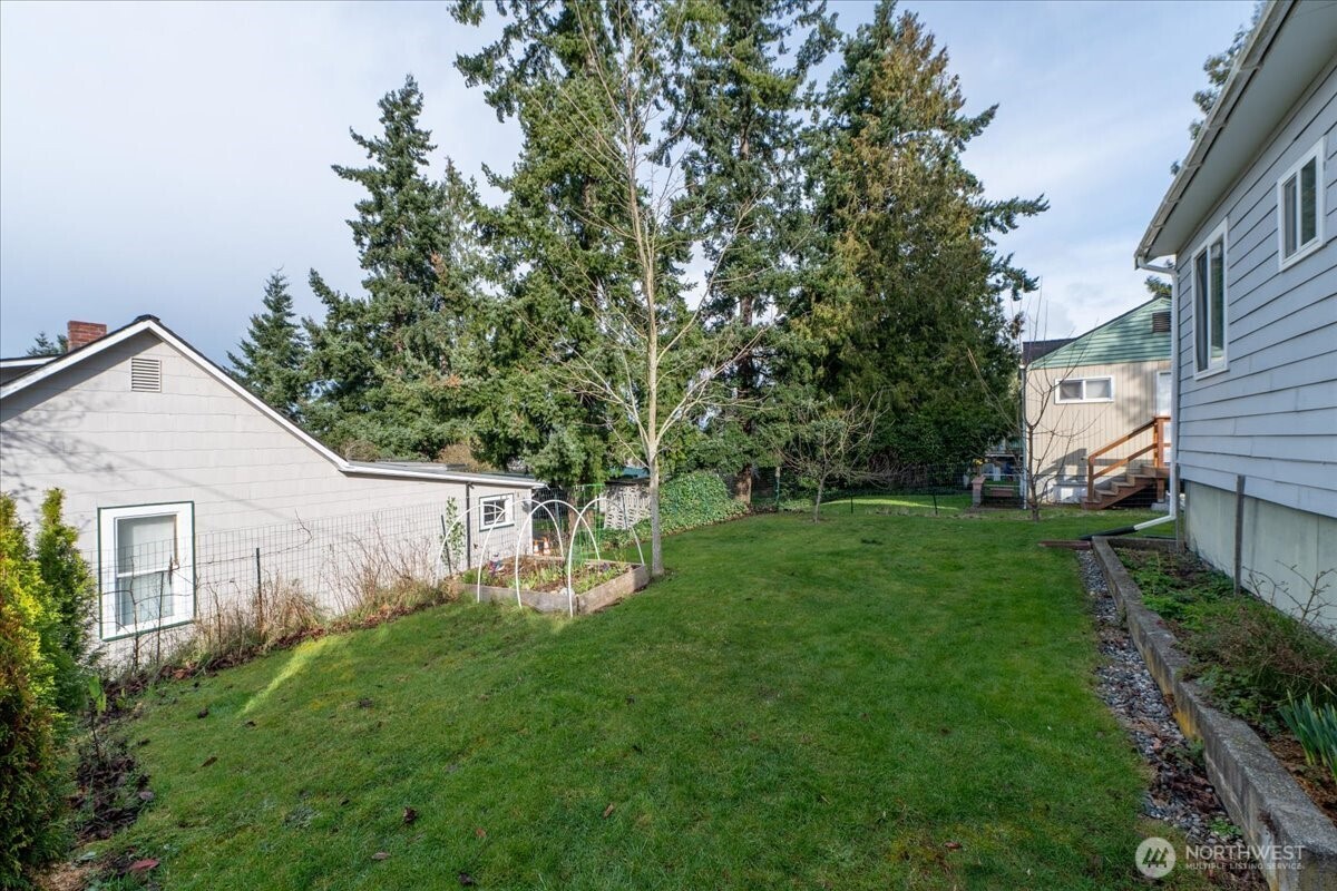 901 N 8th Street , Mount Vernon, WA 98273