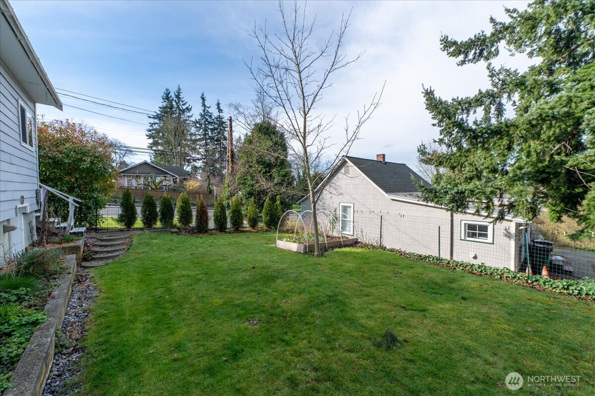 901 N 8th Street , Mount Vernon, WA 98273