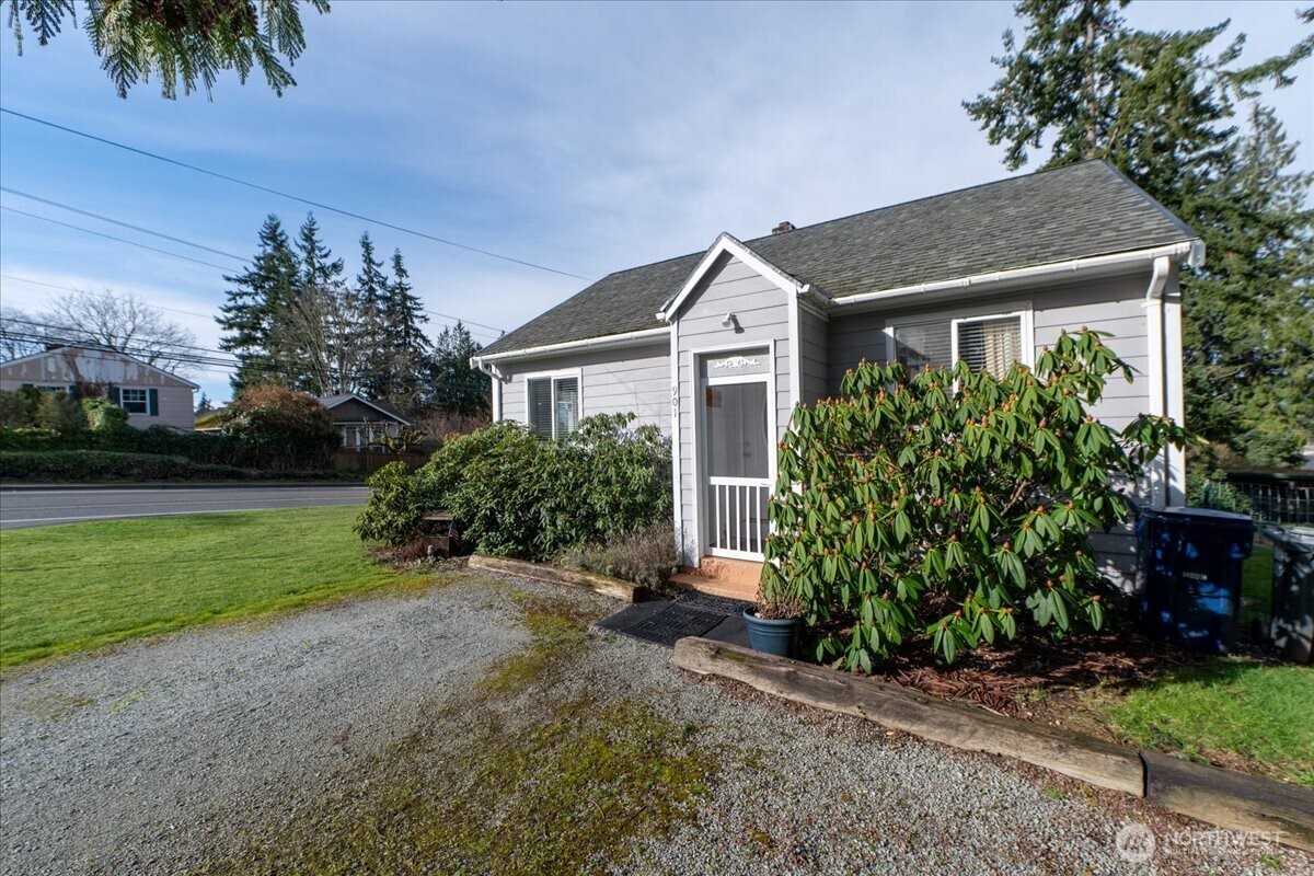 901 N 8th Street , Mount Vernon, WA 98273